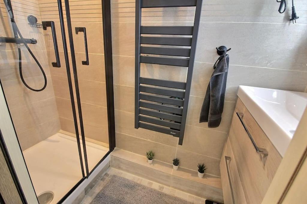 Appartement La Demeure Des 3 Colombes à Bois-Colombes Extérieur photo